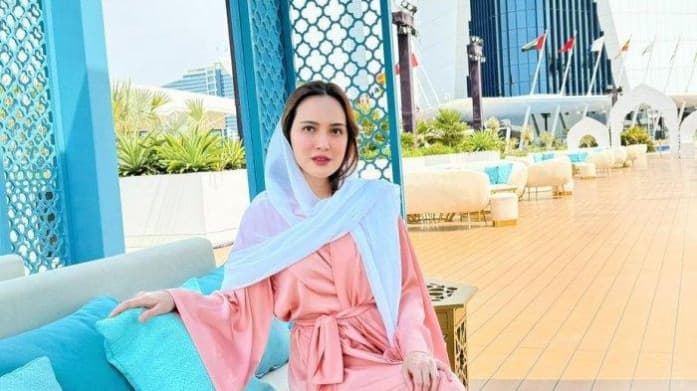 Terjebak Saat Banjir Besar di Dubai, Penerbangan Shandy Aulia Sempat Tertahan